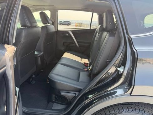 Used 2018 Toyota RAV4 Limited w/ Advanced Technology Package AWD/4WD image 11