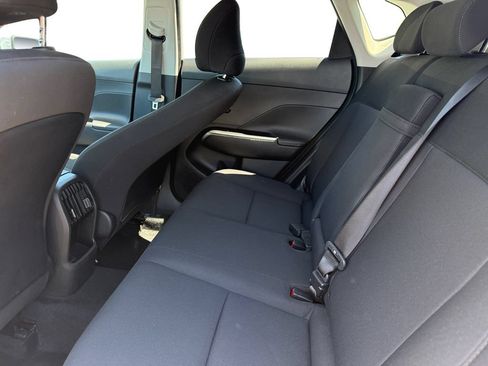 Used 2025 Hyundai Kona SEL AWD/4WD image 14