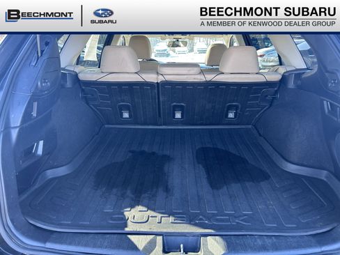 Used 2018 Subaru Outback 2.5i Limited image 30
