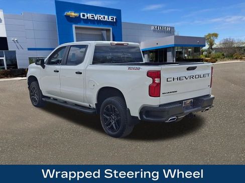 Used 2025 Chevrolet Silverado 1500 LT Trail Boss w/ LPO, Dark Essentials Package image 24