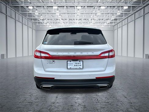 Used 2018 Lincoln MKX Black Label w/ Driver Assistance Package image 6