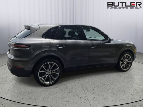 Used 2020 Porsche Cayenne AWD/4WD image 14
