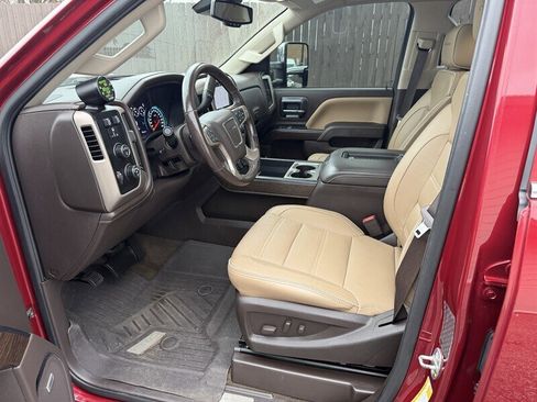 Used 2018 GMC Sierra 3500 Denali w/ Duramax Plus Package image 21