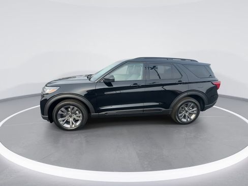 New 2026 Ford Explorer Active w/ Active Comfort Package AWD/4WD image 6
