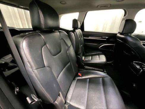 Used 2023 Kia Telluride S w/ S Sunroof Package image 16