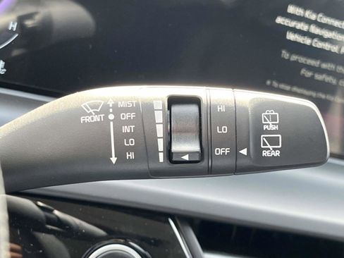 New 2026 Kia Seltos S FWD image 28