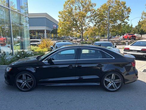 Used 2017 Audi A3 2.0T Premium Plus w/ Premium Plus Package AWD/4WD image 9