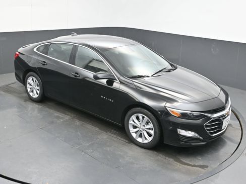 Used 2024 Chevrolet Malibu LT image 31