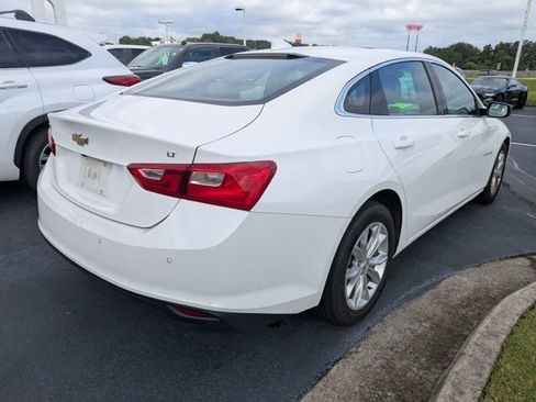 Used 2024 Chevrolet Malibu LT FWD image 3