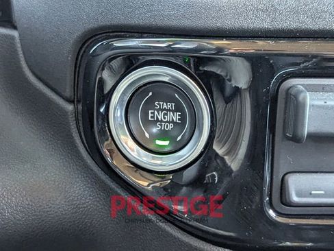 Used 2024 Chevrolet Silverado 1500 LTZ w/ Technology Package image 27