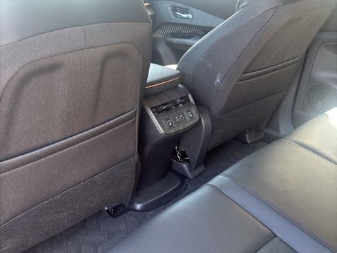 Certified 2023 Nissan Ariya FWD image 9