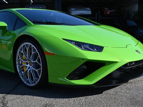 Used 2021 Lamborghini Huracan EVO RWD image 27