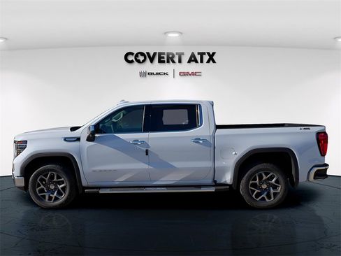 New 2026 GMC Sierra 1500 SLT image 4