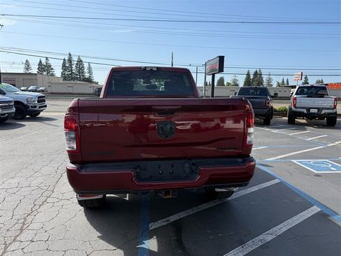 Used 2022 RAM 2500 Big Horn w/ Night Edition AWD/4WD image 6
