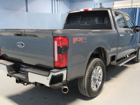 New 2026 Ford F250 Lariat w/ Lariat Premium Package image 27