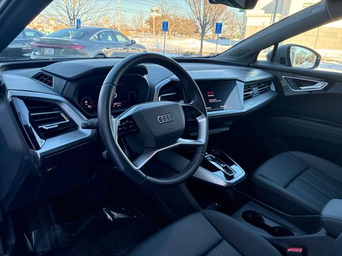 Used 2023 Audi Q4 e-tron Premium Plus w/ Premium Plus image 12