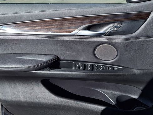 Used 2018 BMW X6 xDrive35i image 9