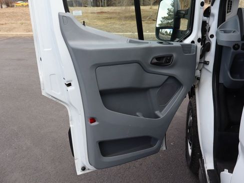 Used 2019 Ford Transit 350 image 21