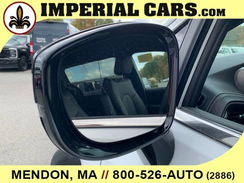 New 2026 Chrysler Pacifica Select image 7