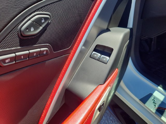 Used 2019 Chevrolet Corvette Z06 RWD image 10