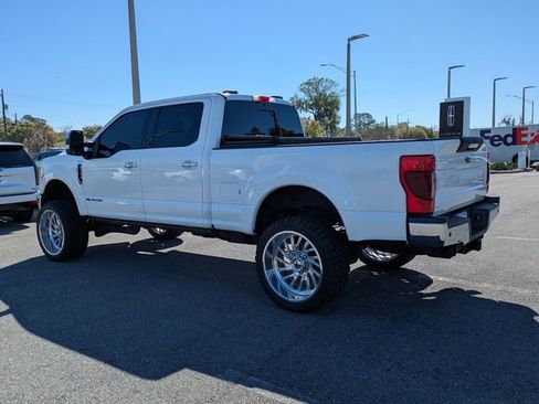 Used 2021 Ford F350 Lariat w/ Chrome Package image 6