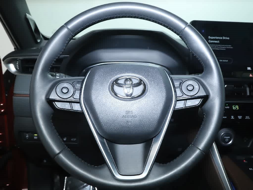 Certified 2023 Toyota Venza Limited AWD/4WD image 22