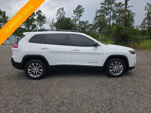 Certified 2022 Jeep Cherokee Latitude Lux FWD image 3