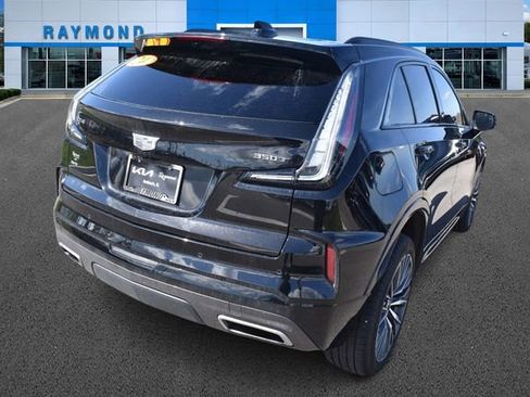 Used 2024 Cadillac XT4 Sport w/ Technology Package image 3