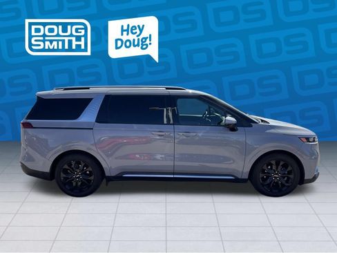 Used 2024 Kia Carnival SX Prestige FWD image 6