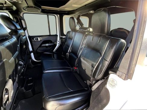 Used 2021 Jeep Wrangler Unlimited Rubicon 4xe w/ Steel Bumper Group image 27