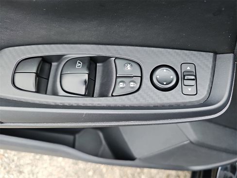 Used 2024 Nissan Sentra SV image 25