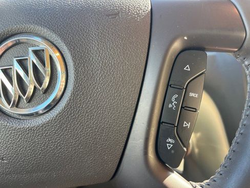 Used 2011 Buick Enclave CXL image 51