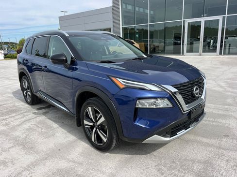 Used 2023 Nissan Rogue Platinum AWD/4WD image 3