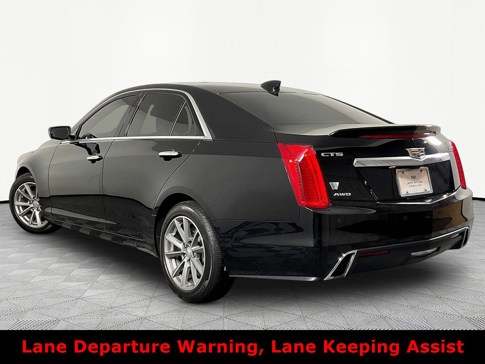 Used 2018 Cadillac CTS Luxury AWD/4WD image 4