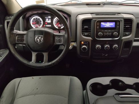 Used 2014 RAM 1500 Express RWD image 22