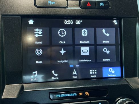 Used 2018 Ford F150 XLT w/ Equipment Group 302A Luxury AWD/4WD image 39