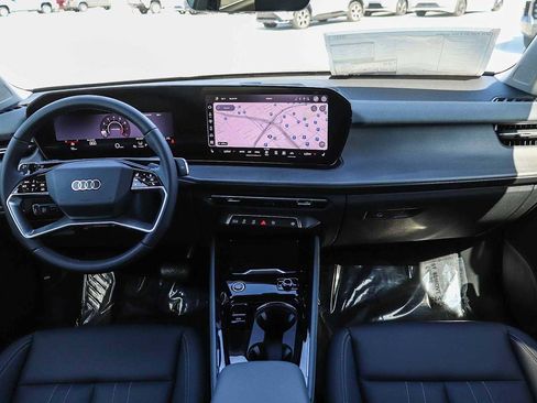 New 2026 Audi Q3 quattro 2.0T image 16