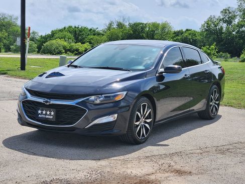 Used 2023 Chevrolet Malibu RS w/ LPO, Floor Liner Package FWD image 3