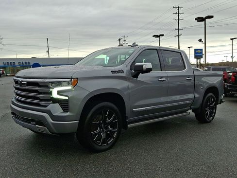 Certified 2023 Chevrolet Silverado 1500 High Country w/ High Country Premium Package image 3