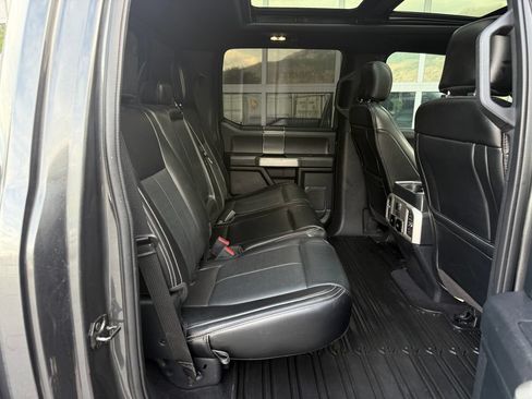 Used 2020 Ford F150 Lariat w/ Equipment Group 502A Luxury AWD/4WD image 39