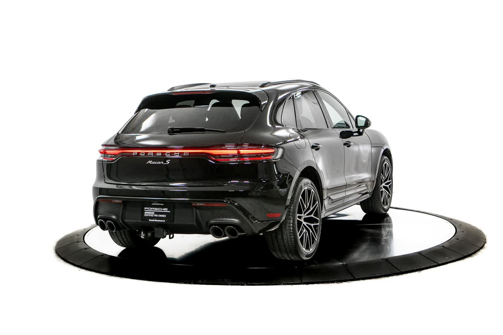 Certified 2024 Porsche Macan S AWD/4WD image 7