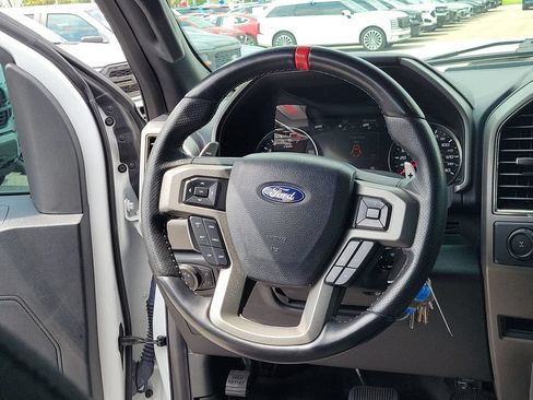 Used 2018 Ford F150 Raptor AWD/4WD image 13