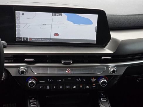 Used 2024 Kia Telluride S FWD image 31