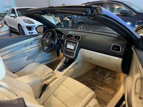 Used 2012 Volkswagen Eos Komfort image 47