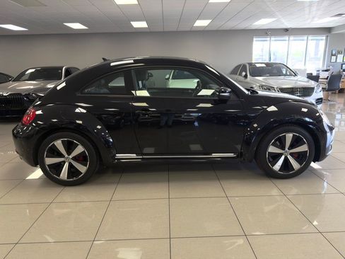 Used 2012 Volkswagen Beetle 2.0T FWD image 5