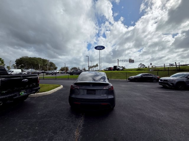 Used 2023 Tesla Model Y Performance AWD/4WD image 6