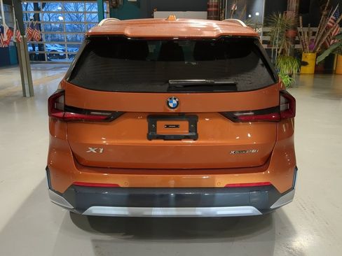 Used 2025 BMW X1 xDrive28i image 9