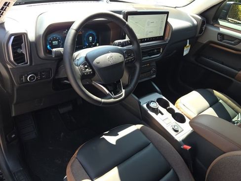 New 2025 Ford Bronco Sport Outer Banks w/ Outer Banks Tech Package+ AWD/4WD image 15