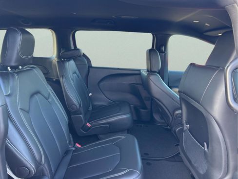 New 2026 Chrysler Voyager LX FWD image 26