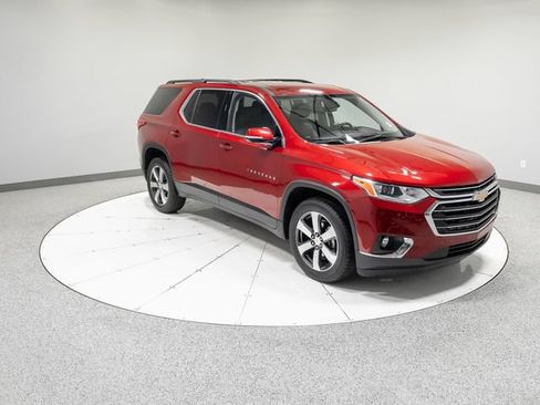 Used 2019 Chevrolet Traverse LT w/ LT Premium Package FWD image 32